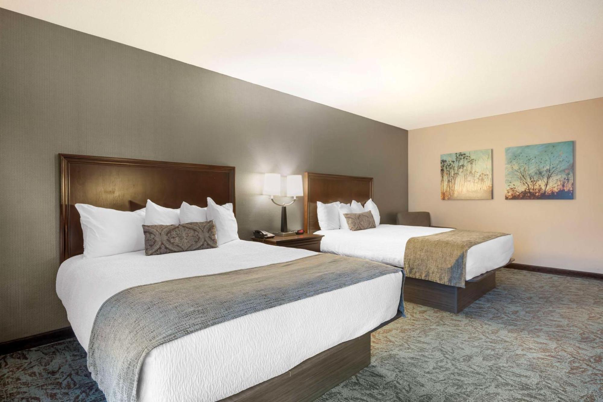 Best Western Plus City Center Spokane Bagian luar foto